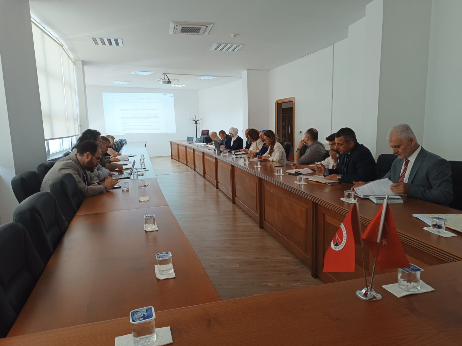 Üniversitemizde “2030'a Doğru Türk Yükseköğretim Vizyonu” Toplantısı Gerçekleştirildi